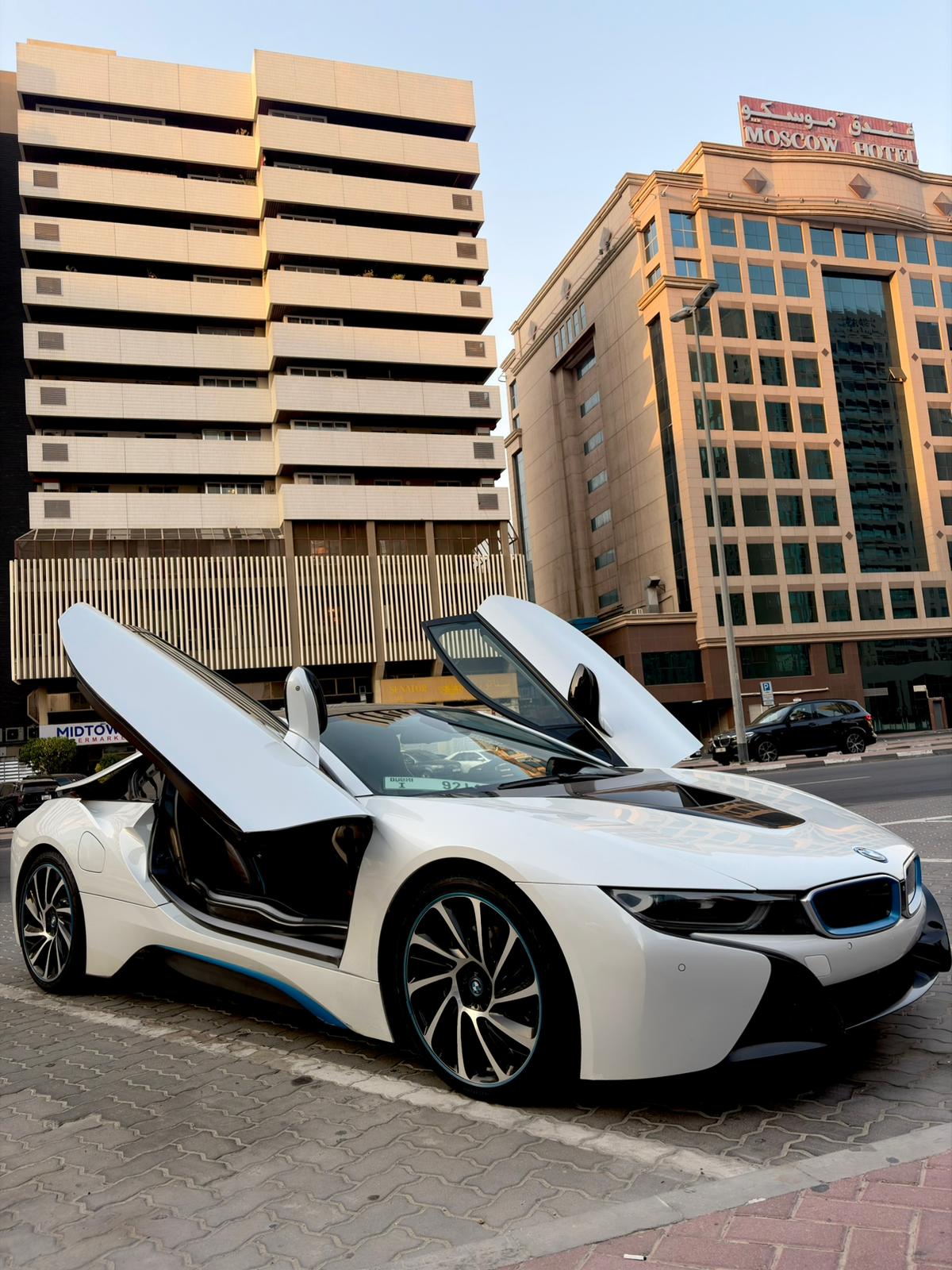 BMW i8, Dubai