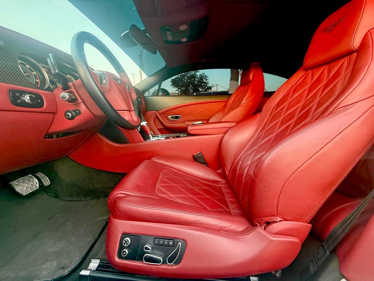 Bentley Continental GT Speed, interior front seats